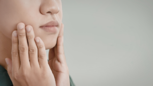 Kulit dehidrasi dan kulot berminyak