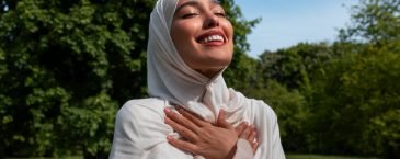Minggu Pagi Lanjut Tidur atau Olahraga? Kenali Mana yang Lebih Baik untuk Kesehatan Kulit
