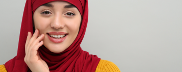 Sering Menyentuh Wajah Tanpa Sadar? Kebiasaan Kecil Ini Bisa Memengaruhi Kondisi Kulit
