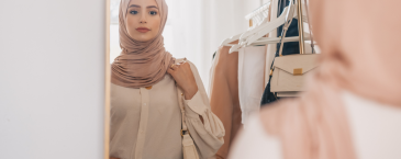 Warna Kerudung yang Sesuai Skintone Bisa Membuat Wajah Terlihat Lebih Cerah